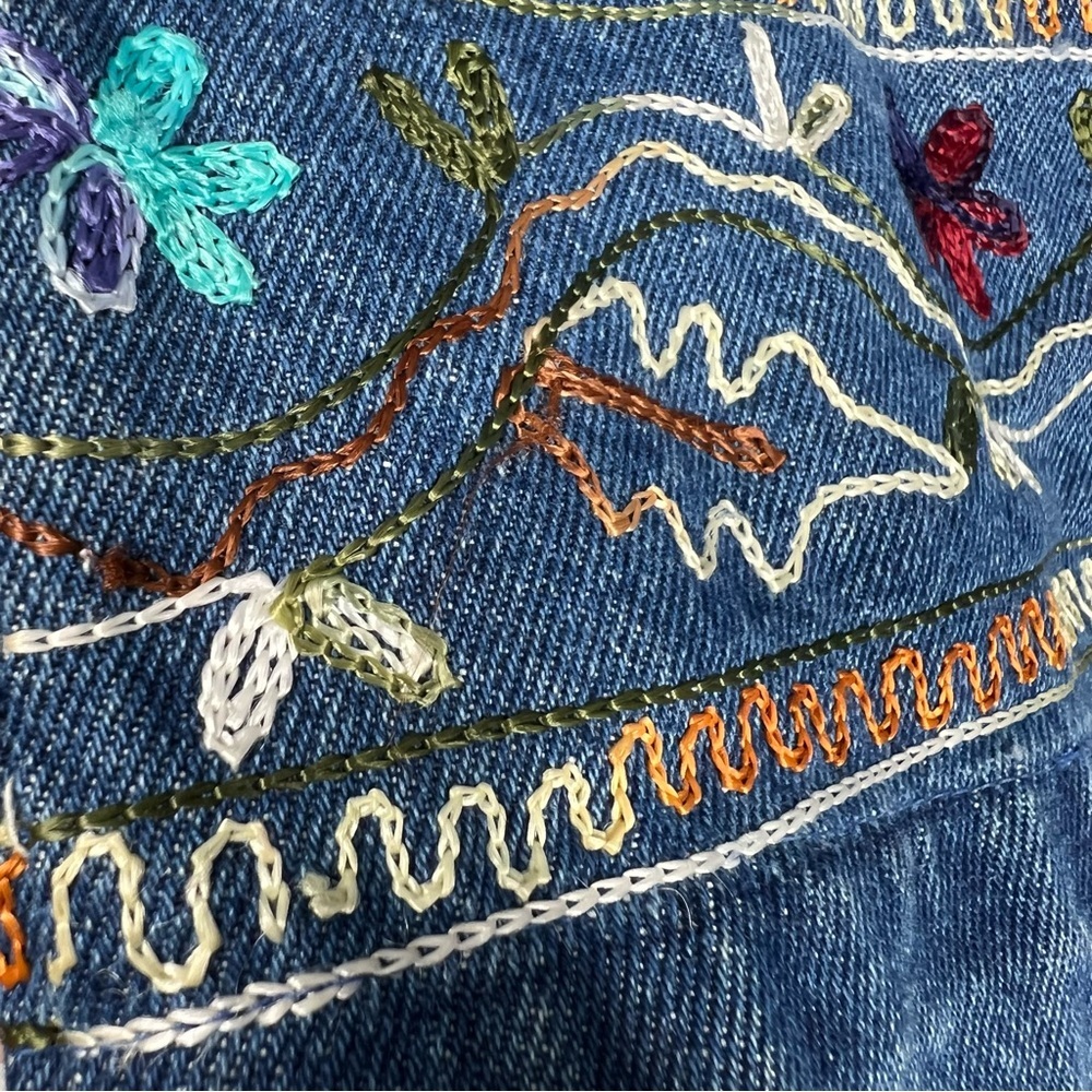 VINTAGE UNITS Blue Denim Embroidered Jacket Size XL - Picture 7 of 11
